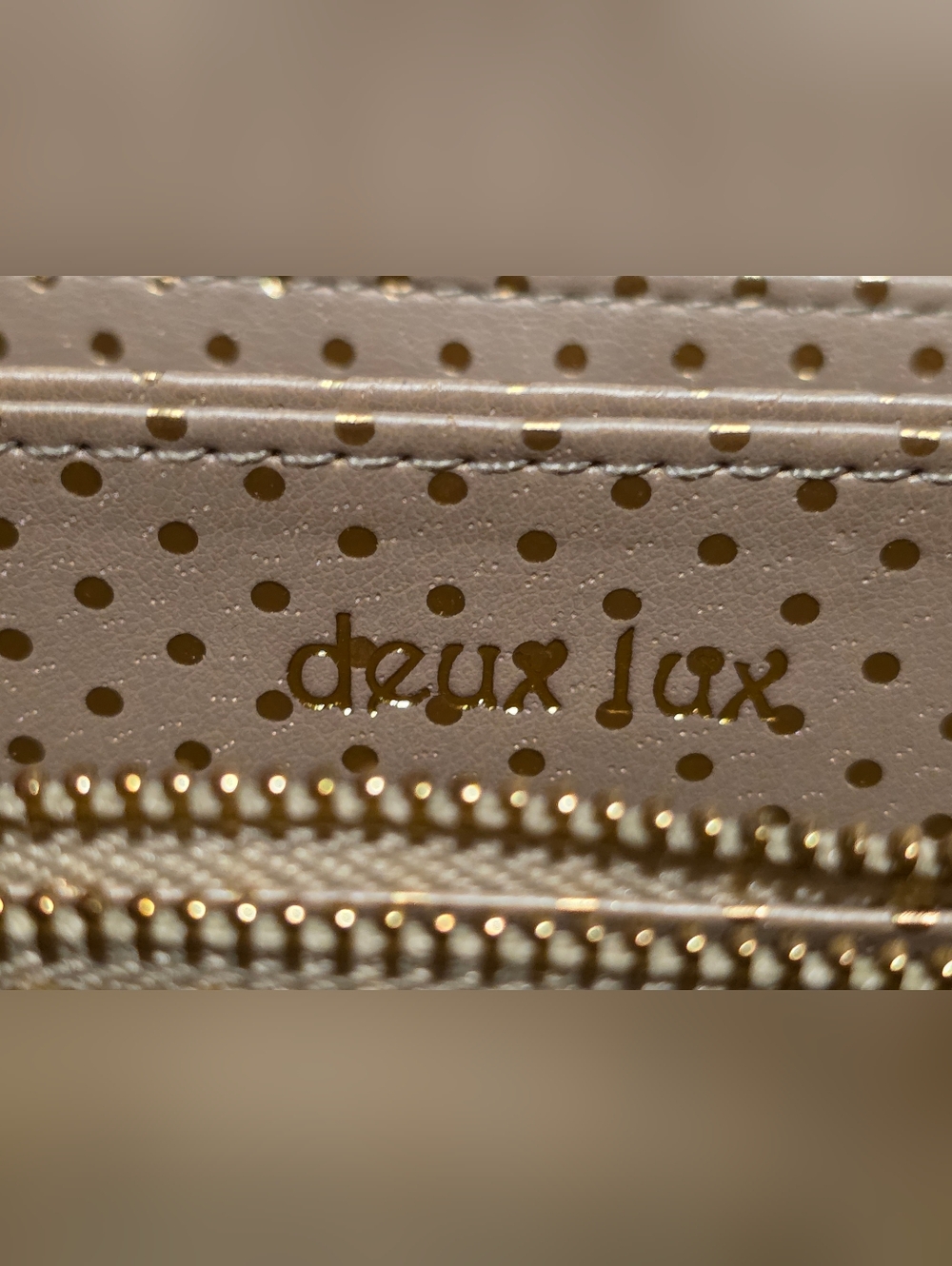 NEW with Brand Tag - Deux Lax Glitter Zip Wallet - Smooth When Opening Zipper - Picture 3 of 7
